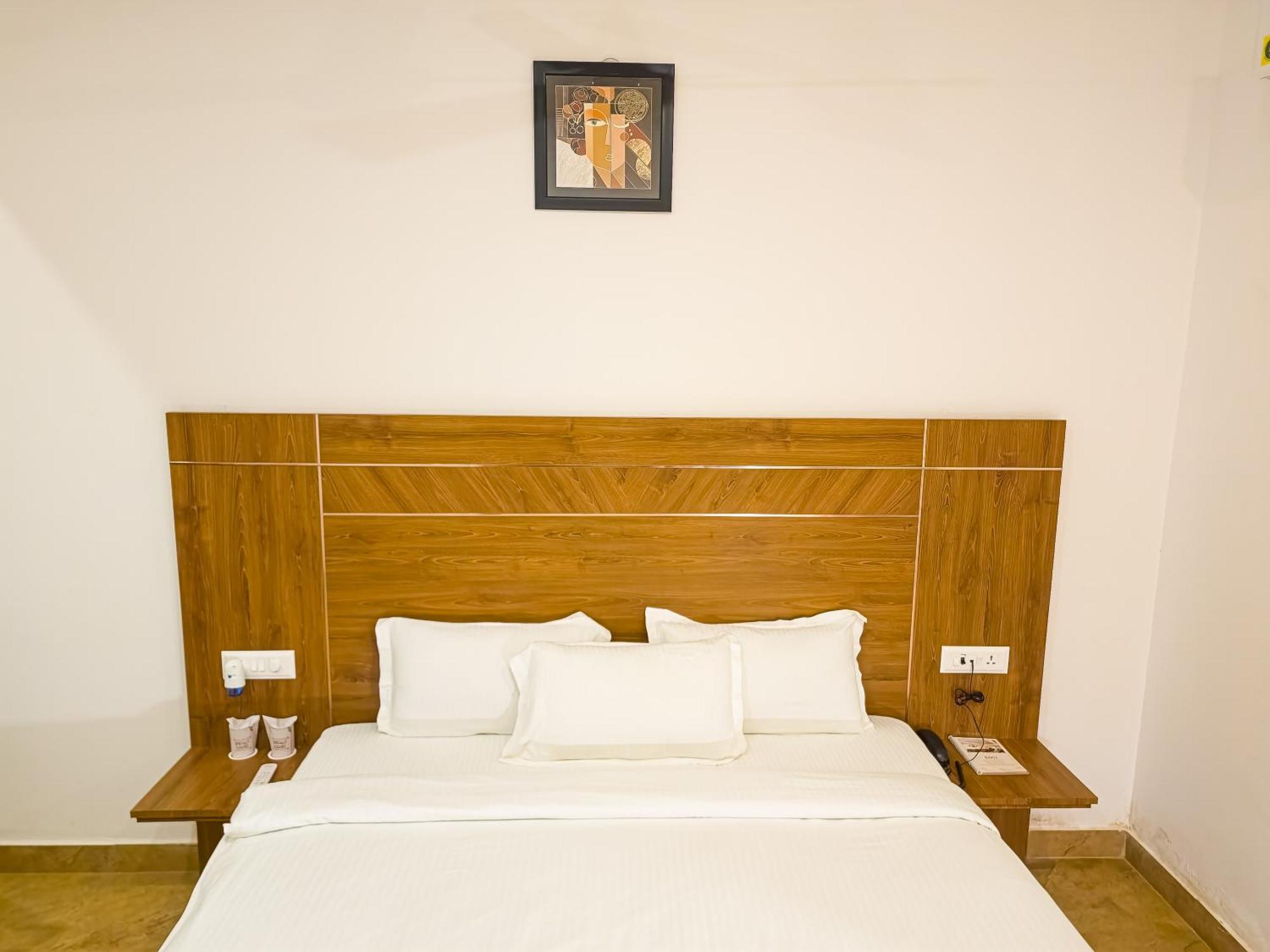 Amritara Ramila Kutir Hotel Ayodhya Eksteriør billede