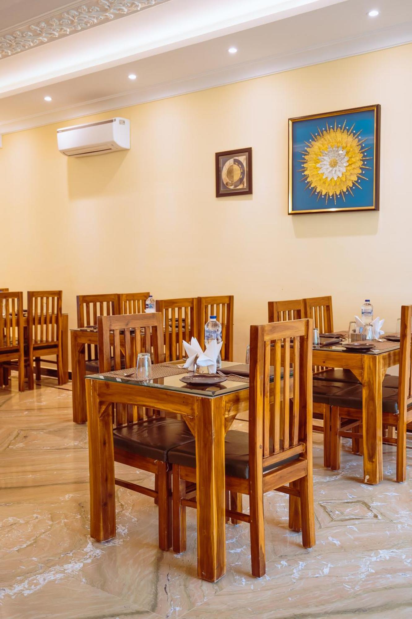 Amritara Ramila Kutir Hotel Ayodhya Eksteriør billede