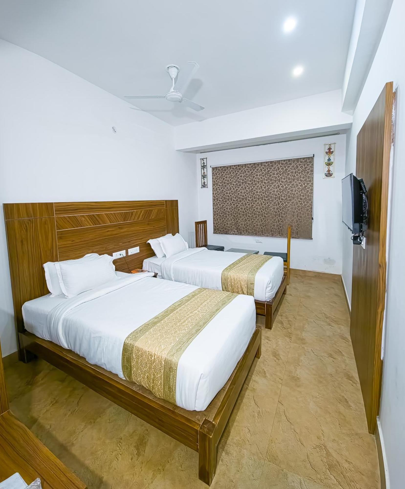 Amritara Ramila Kutir Hotel Ayodhya Eksteriør billede